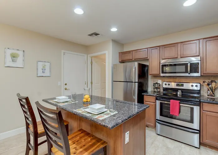 Stratford Place Holiday home